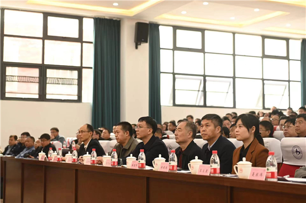 河南省新乡市乡村教育高质量发展现场会举行