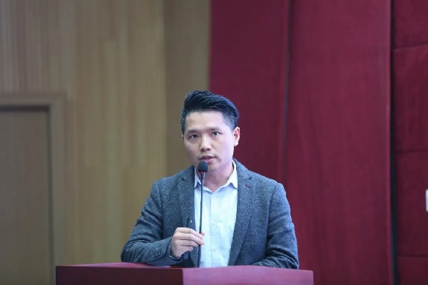 奢睿熏陶如何落地？看世界“奢睿熏陶示范区”南昌的教化