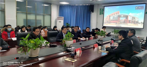光明老到家“四川省老到家成长论坛成员学校”授牌典礼暨智库内行聘请典礼举行