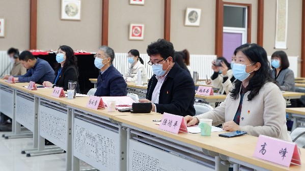 与经典为伴 以经典启智——北京市海淀北部新区实验学校小学部举办读书分享会