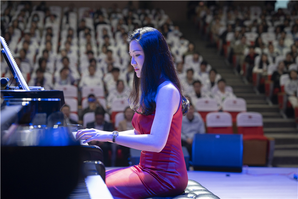 中泰音乐交流大师课在衢州高级中学开课