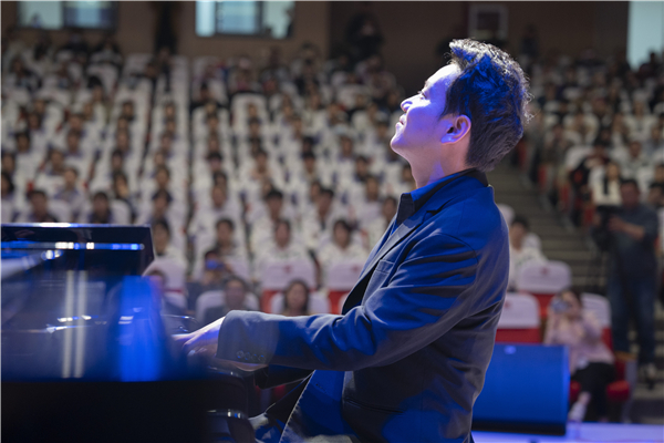 中泰音乐交流大师课在衢州高级中学开课