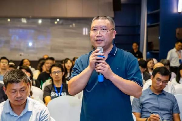 致敬我的好老师｜高方银：从乡村讲台到名师工作室，用近40年诠释教育“共生”的力量