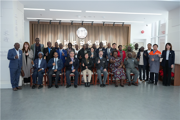 从赞比亚到天津:一场职教与文化的双向奔赴 从赞比亚到天津:一场职教与文化的双向奔赴