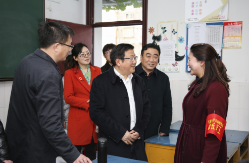 姜堰区教育局率先召开弹性上放学现场推进会